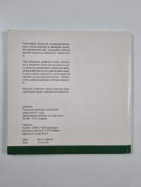 Arkkitehtuuri - teoria tutkimus ja käytäntö : näkökulmia arkkitehtuurin jatkokoulutukseen