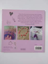 Charmed - 50 Bracelets, Necklaces and Earrings to Make and Give