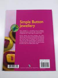 Simple button jewellery