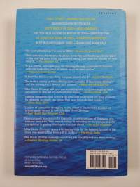 Blue Ocean Strategy : how to create uncontested market space and make the competition irrelevant