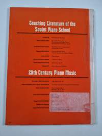 Two piano sonatas by young Soviet composers