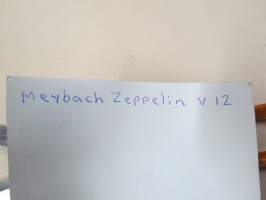 Maybach Zeppelin V12 näyttelyssä - amerikkalaisten autojen harrastuksen alkuaikoja Suomessa -valokuva