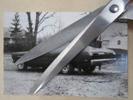 Plymouth Duster EC-250 kevät 1983 - amerikkalaisten autojen harrastuksen alkuaikoja Suomessa -valokuva