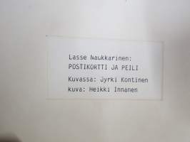 Postikortti ja peili, elokuvan promootiokuva -valokuva