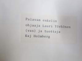 Palavan enkelin ohjaaja Lauri Törhönen ja tuottaja Kaj Holmberg, elokuvan promootiokuva / lehdistömateriaalia -valokuva