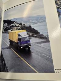 Iveco - kuljetusten maailma esite. 03/83