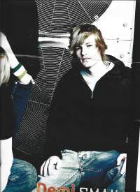 Nelly / Smak  A3 juliste taitettu kirjekokoon