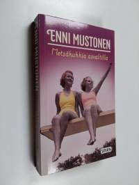 Metsäkukkia asvaltilla