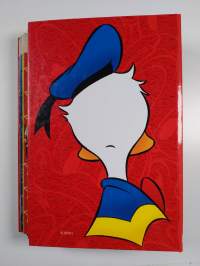 Aku Ankka vuosikerta 2005 (1-52, 2 kansiota) (nro 32 puuttuu)