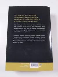 Matkalla : Martti Ahtisaaren tarina