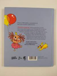 Prinsessa Pikkiriikki valloittaa maailman