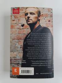 Pelastaja (signeerattu, tekijän omiste)