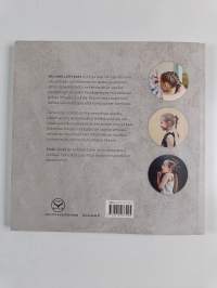 Isin ja tyttöjen lettikirja