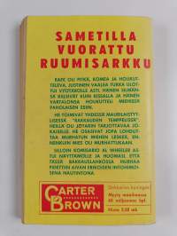 Sametilla vuorattu ruumisarkku