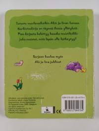 Akin ja Iinan vuodenajat : kurkistuskirja