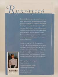 Runotyttö etsii tähteään