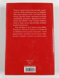 Pimeän piiri : jännitysromaani