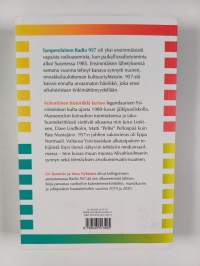 Ysiviisseiska 957 : yltiöpäinen radio 1985-90