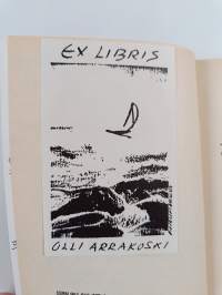 Tuhkaa ja timangia : seikkailijan matkaopas Varsovaan ja Krakovaan