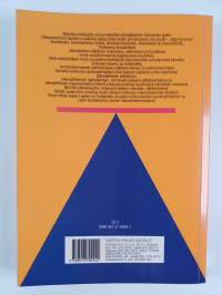 Oikeudellisesta sääntelystä ja päätöksenteosta erityisesti julkisoikeuden alalla