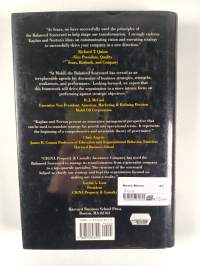 Balanced scorecard : translating stratecy into action