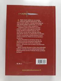 Profeetan ruusu 1-3  : Vaeltajan tahto ; Pimeyden paladiini ; Akhranin profeetta