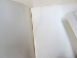 Track and Field in Finland - The Finnish Athletic Association -Suomen Urheiluliiton esittelykirja v. 1952, hallintoa, historiaa, saavutuksia ja nykyhetkeä