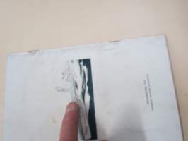 Evinrude - Sigfrid Pihlgren Helsingfors -perusteellinen Evinrude-perämoottorien esittelykirja vuodelta 1913, ruotsinkielinen