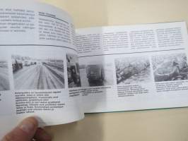 Menetti ajoneuvonsa hallinnan