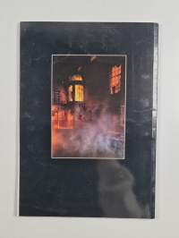 The Roman Baths - A View Over 2000 Years : the Official Guide