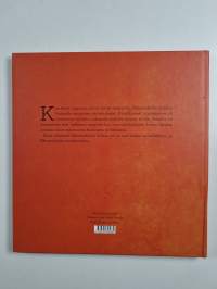 Kuvat kertovat : Hämeenkylän kirkon taiteen äärellä