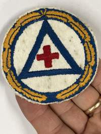 Punainen Risti -kangasmerkki, tunnistamaton