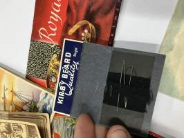 Neulapakkauksia erä