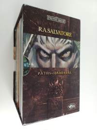 Paths of Darkness 1-4 : The silent blade ; The Spine of the world ; Servant of the shard ; Sea of swords (laatikossa)