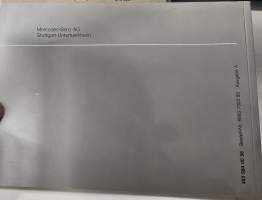 Mercedes benz  230 GE, 250 GD, 300 GE JA 300 GD  käyttöohjekirja. 12/ 1989