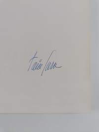 Lentäjän albumi 2 = Pilot's album (signeerattu)