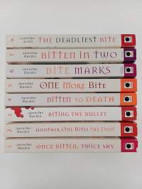 Jaz Parks 1 -8 : The Deadliest Bite ; Another One Bites the Dust ; Biting the Bullet ; Bitten to Death ; One More Bite ; Bite Marks ; Bitten in Two ; The Deadlies...