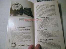 TUKHOLMA KAUPUNKI SAARILLA