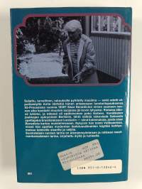 Viipurista Vatikaaniin : suomalainen nunna maailmalla