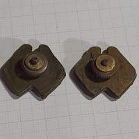 Panssari satiaiset joukko-osastotunnus pari  Ruuvvikiinnitys paksut