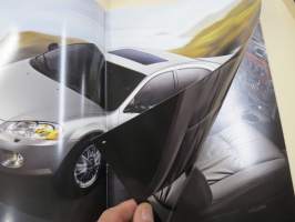 Chrysler Sebring 2002 -myyntiesite, varsinainen esite ja lisävaruste-esite yhdessä