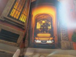 Chrysler 300 M -myyntiesite, varsinainen esite ja lisävaruste-esite yhdessä