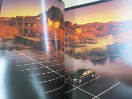 Chrysler 300 M -myyntiesite, varsinainen esite ja lisävaruste-esite yhdessä