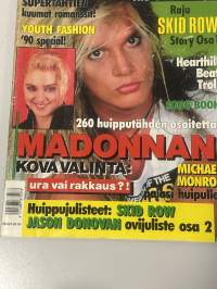 Suosikki 1990 no 4  sisältää julisteen