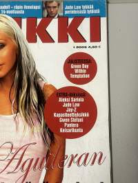 Suosikki 2005 no 1  sisältää julisteen