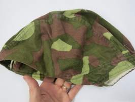 SA maastopuvun (takin) huppu / kypäränsuojus VPu 78 -hyväkuntoinen