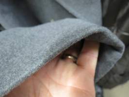 SA Mantteli (pitkä talvitakki), koko B50, käyttämätön