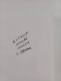 Mainosmies Ketara : Mainosuutisten ja Markkinointi &amp; mainonta -lehden sarjakuvia vuosilta 1985-1997 (signeerattu, tekijän omiste, numeroitu)