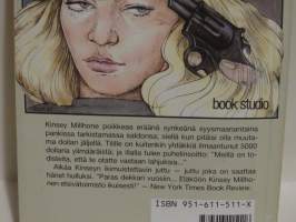 E niin kuin epäilty