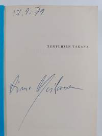 Tunturien takana : romaani (signeerattu)